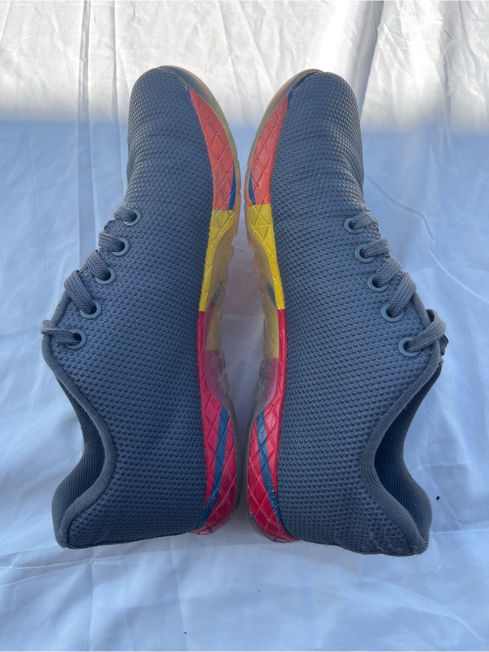 NOBULL Grey Knit Athletic Shoes with Red, Yellow and Blue Accents Size 8.5/M7